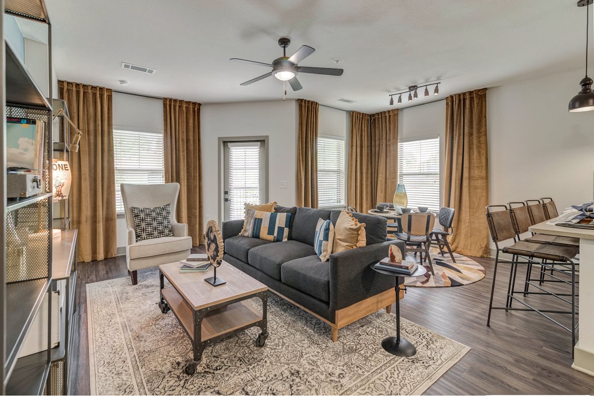 The Hadley Riverside Apartments